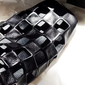 Men Shoes On - Sandali Bassi Neri da Donna 2026