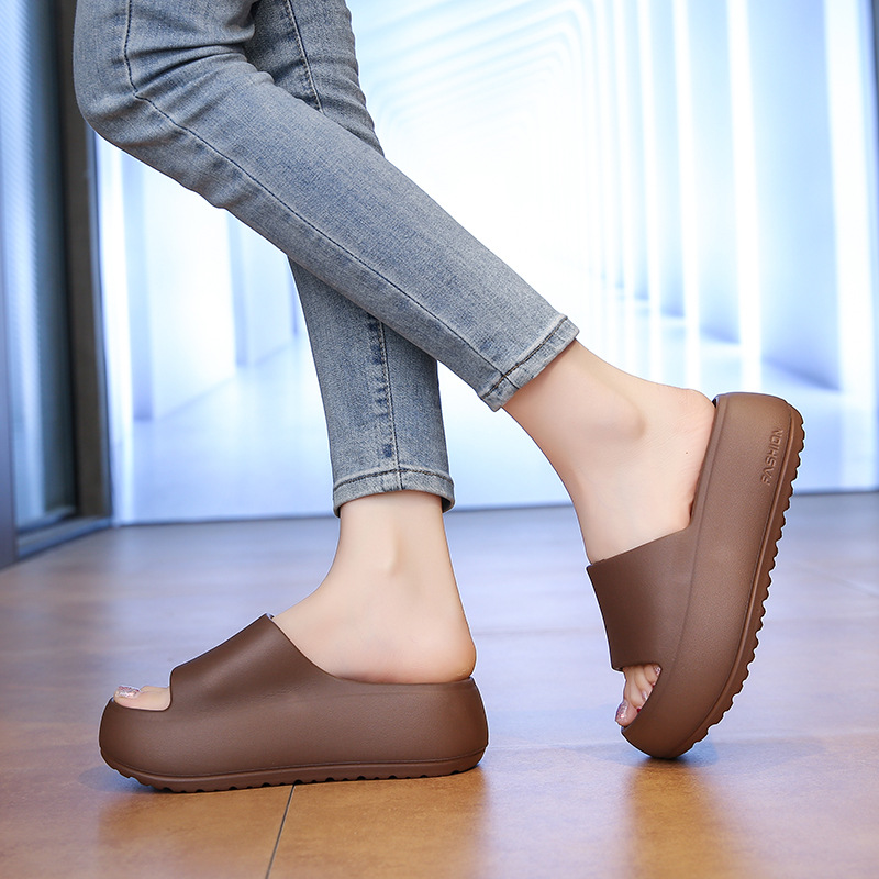 Ciabatte Unisex 2026 Cloud Cus - Men Shoes On recensione e prezzo